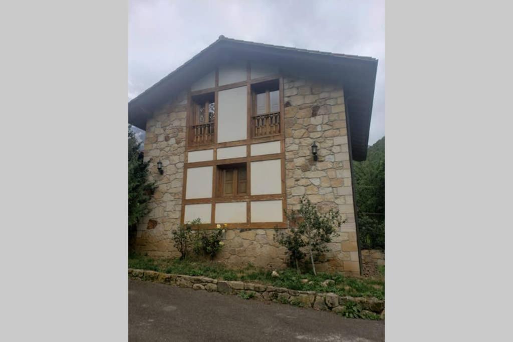 Casa El Vinadal Villa Arguebanes Exterior photo