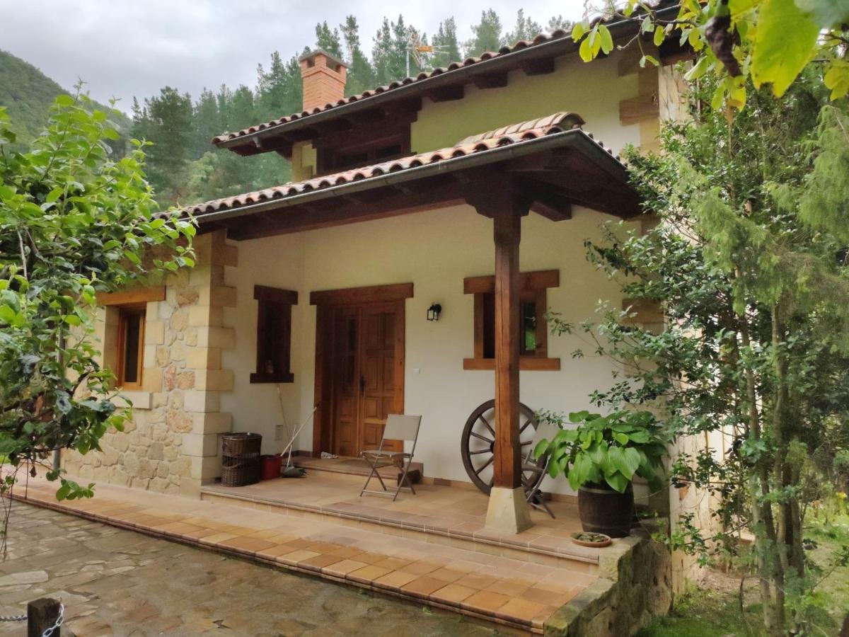 Casa El Vinadal Villa Arguebanes Exterior photo